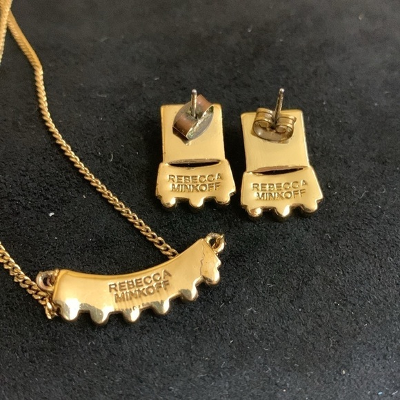 Rebecca Minkoff 3 Piece “Curb” Gold Tone Pyramid Set Earrings & Pendant Necklace - Picture 9 of 17